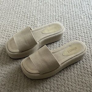 SCHUTZ Beige Platform Slide Mules